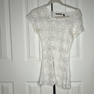 525 America white crochet small top
